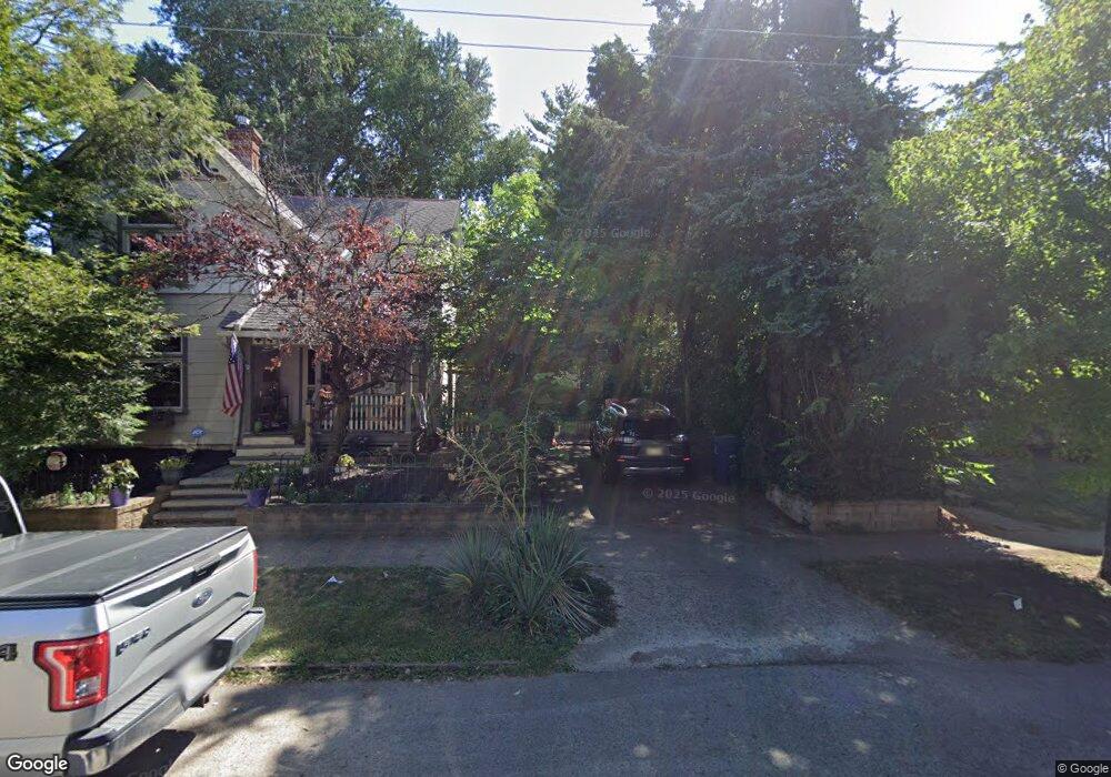 952 Highland St, Columbus, OH 43201 - photo 1