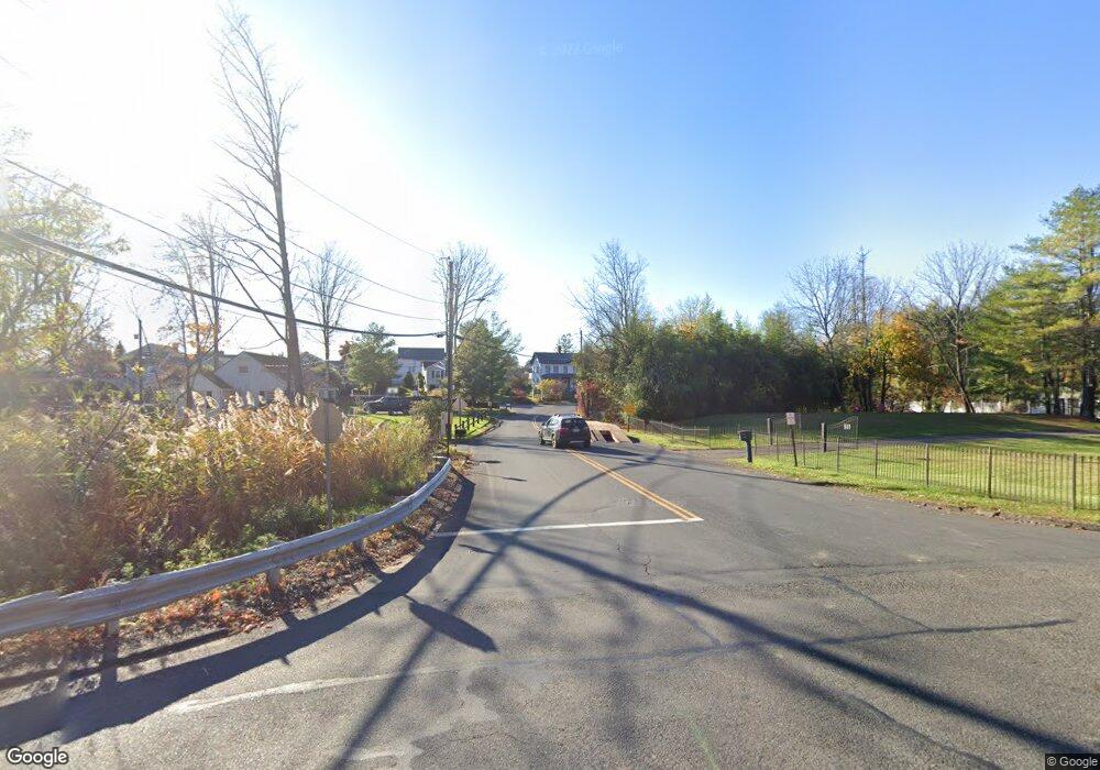 1 Kellogg St, Brookfield, CT 06804 - photo 1