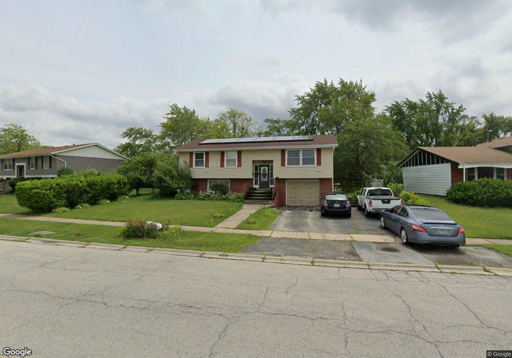 3413 Laurel Ln, Hazel Crest, IL 60429 - photo 1