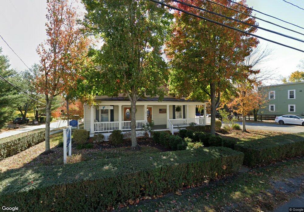 2 W Loudoun St, Round Hill, VA 20141 - photo 1