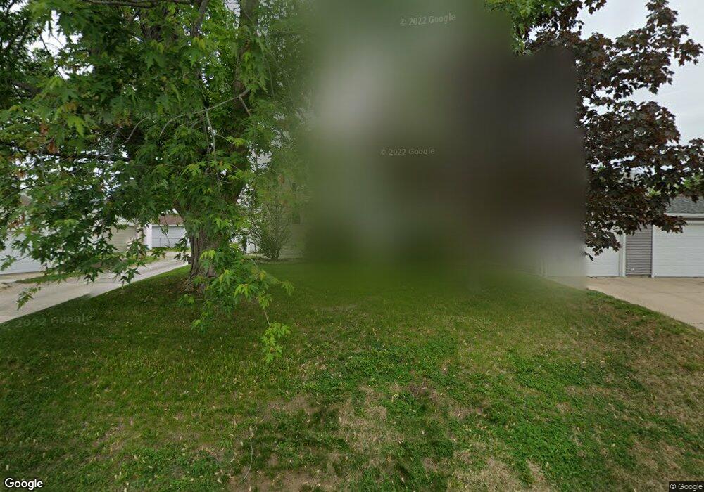 1817 11th St SW, Cedar Rapids, IA 52404 - photo 1