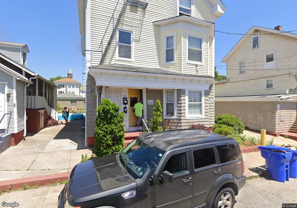 23 Merrick St, Pawtucket, RI 02860 - photo 1