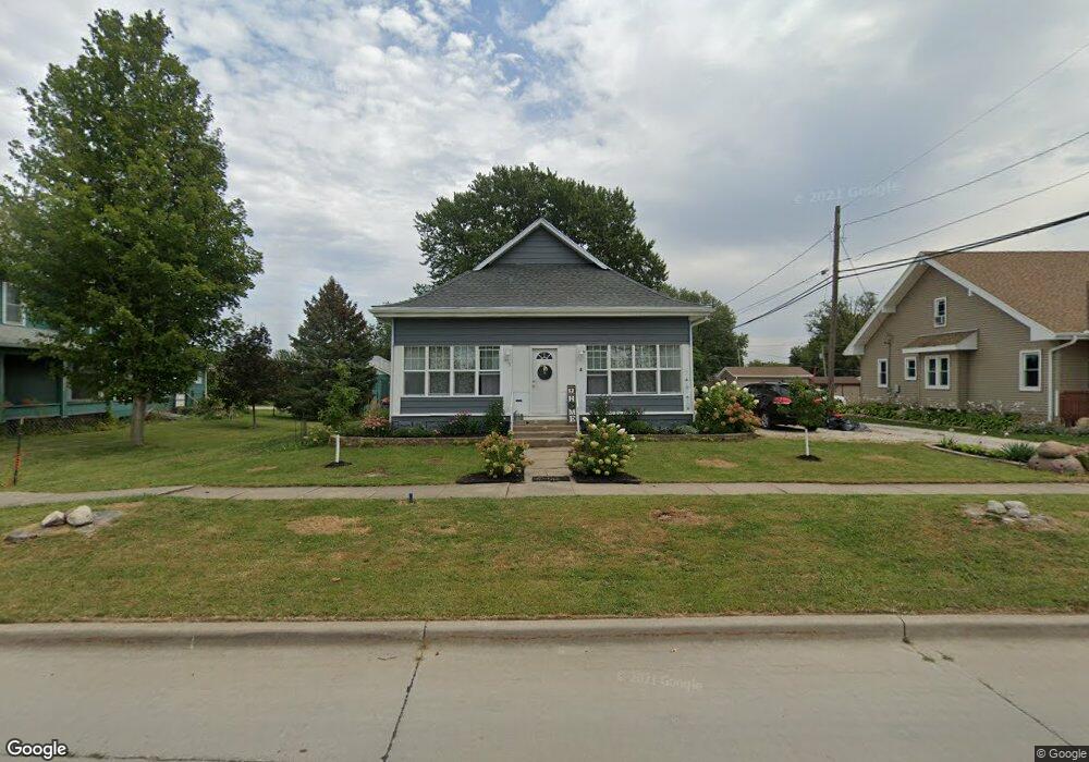 215 S Adams St, Osceola, IA 50213 - photo 1