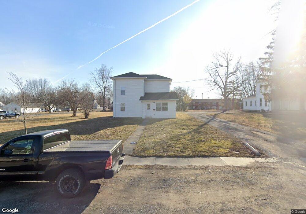 510 S Simon St, Ada, OH 45810 - photo 1