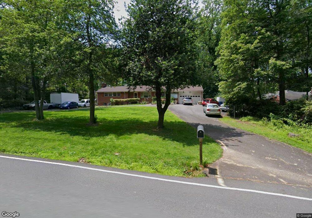 3512 Barkley Dr, Fairfax, VA 22031 - photo 1