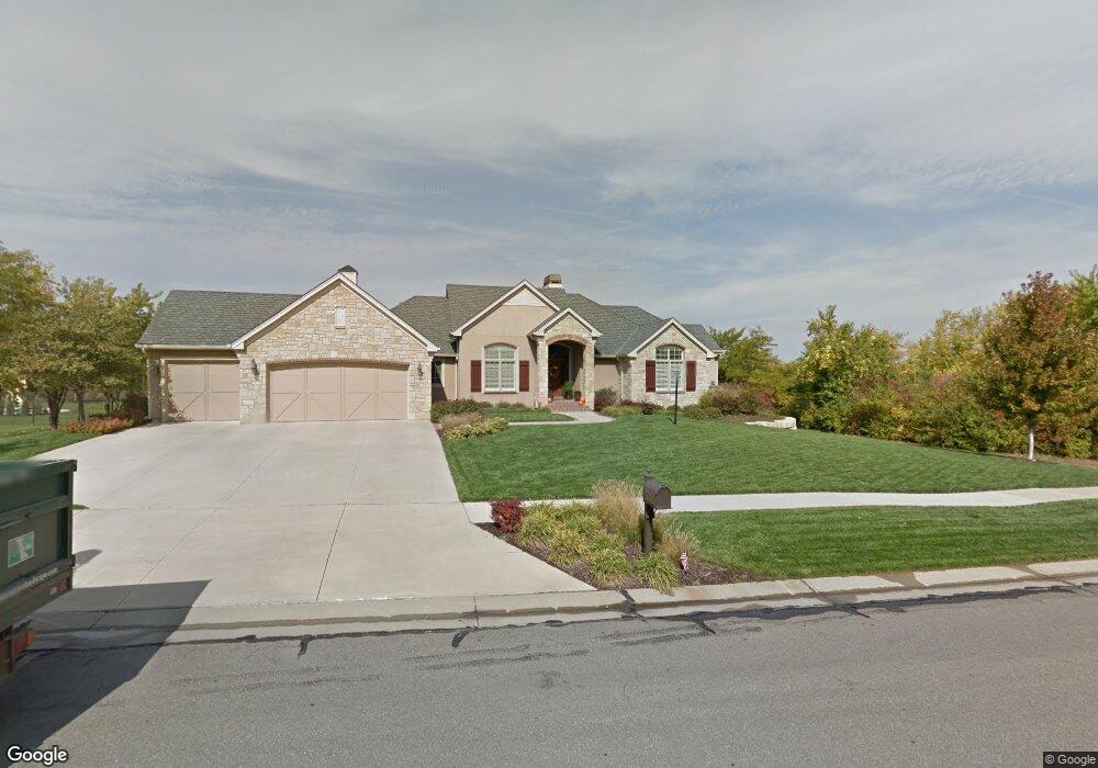 5734 SW 44th Ct, Topeka, KS 66610 - photo 1