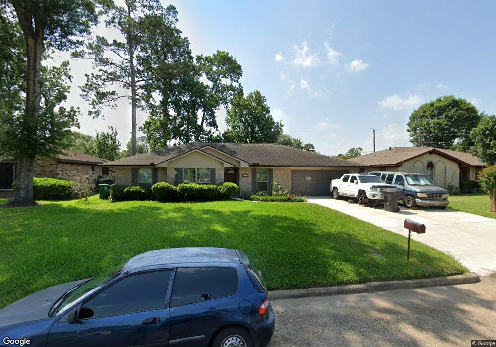6118 Shady Timbers Dr, Houston, TX 77016 - photo 1