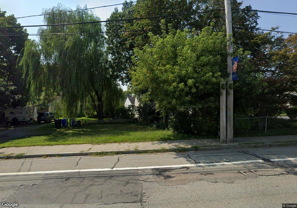 139 Willett Ave, Riverside, RI 02915 - photo 1