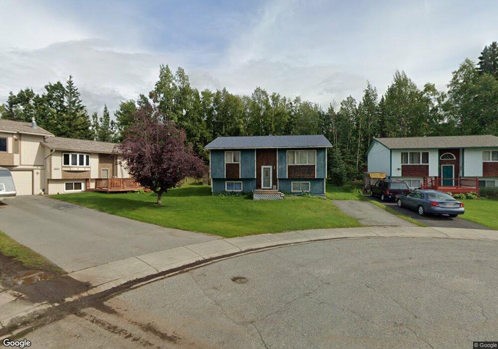 8211 Henry Cir, Anchorage, AK 99507 - photo 1