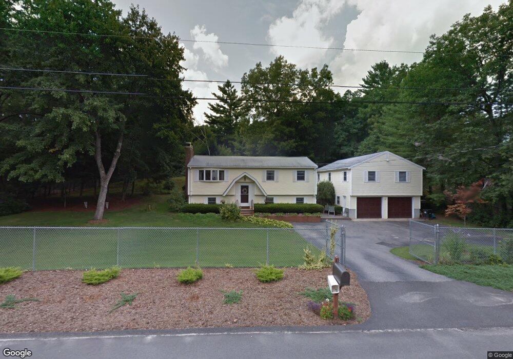 10 Fuller Dr, Hudson, NH 03051 - photo 1