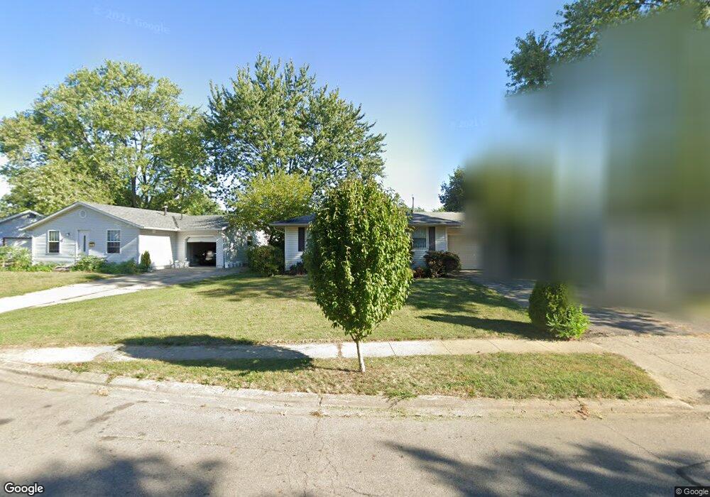 2046 Shawbury Ct W, Columbus, OH 43229 - photo 1