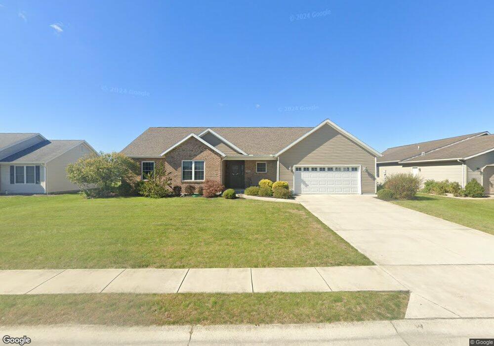 1905 Cinnamon Dr, Wapakoneta, OH 45895 - photo 1