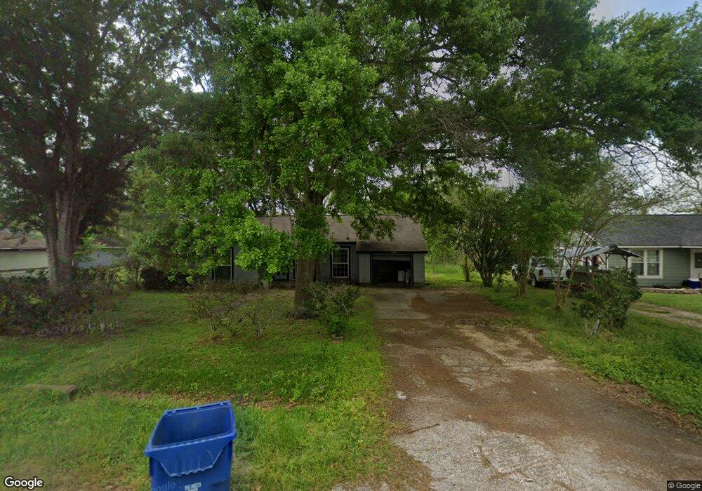 3110 10th St, Bay City, TX 77414 - photo 1
