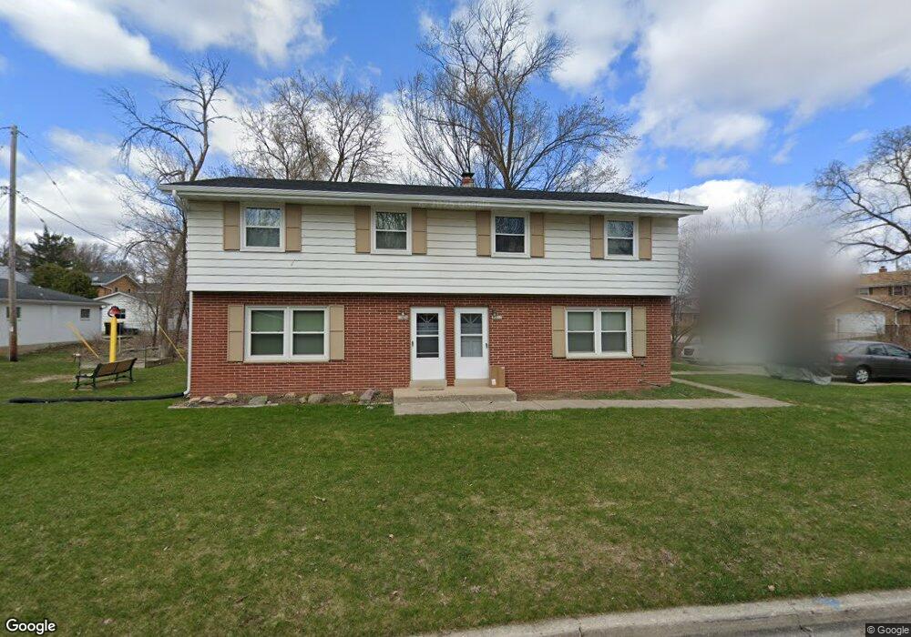 11612 W Diane Dr, Milwaukee, WI 53226 - photo 1