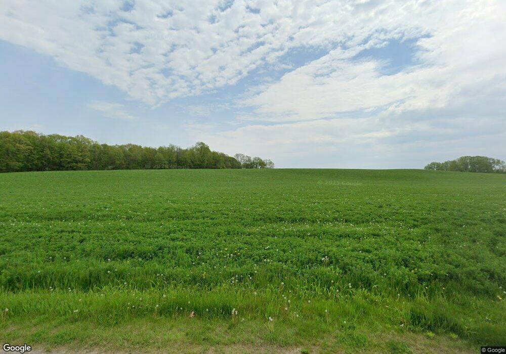 8330 N Salisbury Rd, Kewaskum, WI 53040 - photo 1