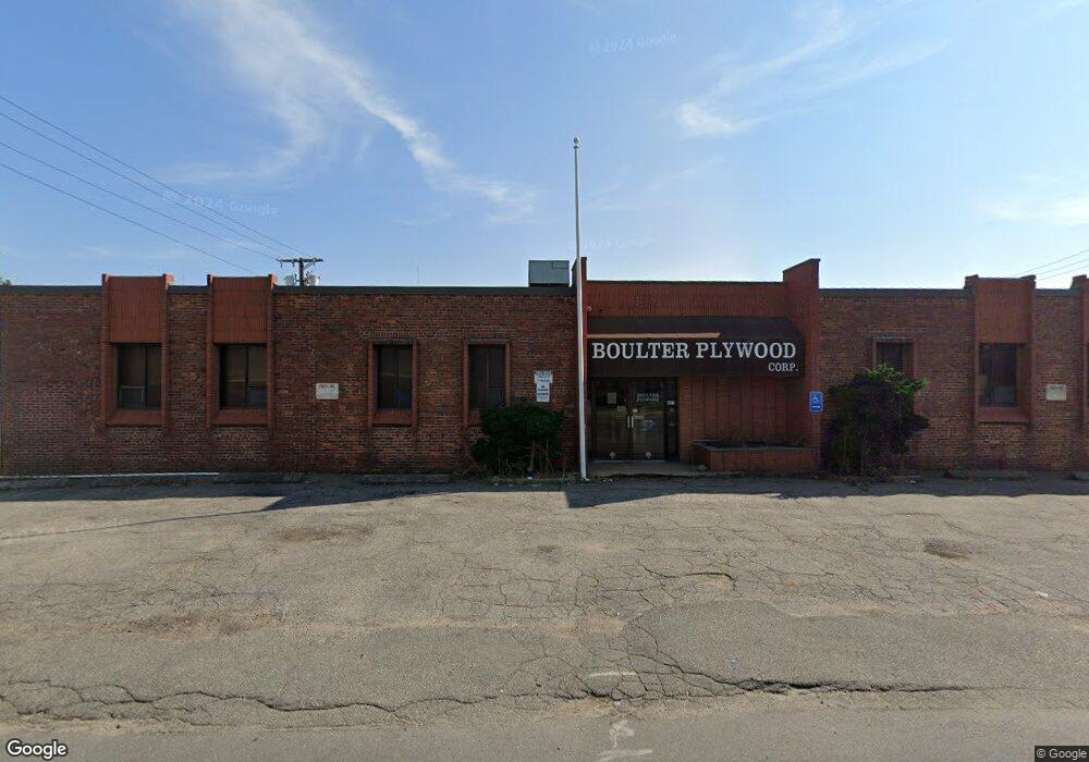 427 Riverside Ave, Medford, MA 02155 - photo 1