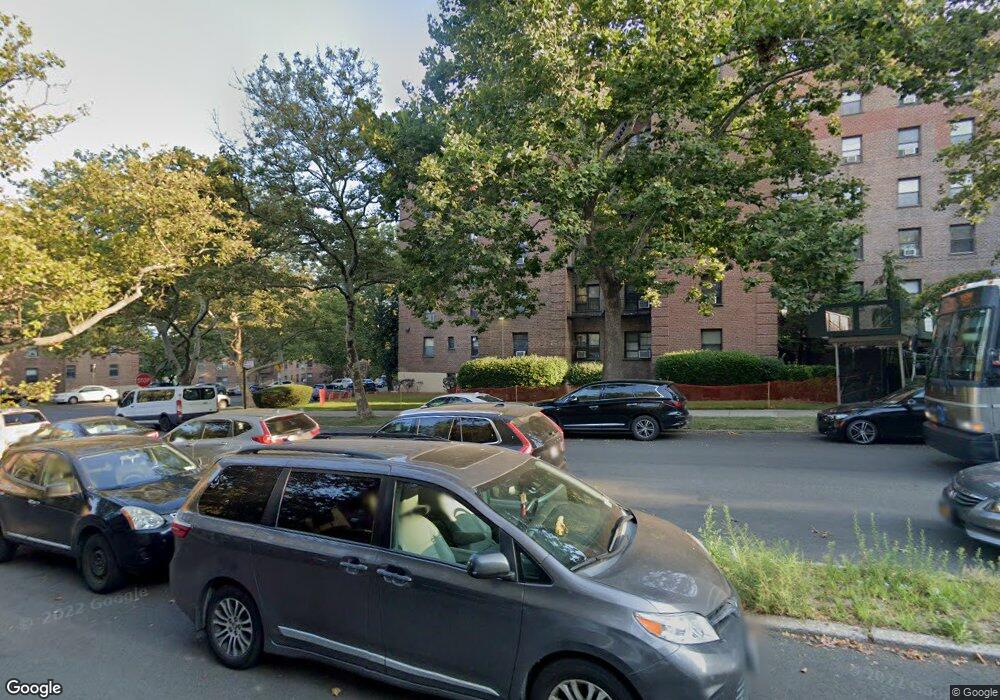 14109 28th Ave unit 2B, Flushing, NY 11354 - photo 1