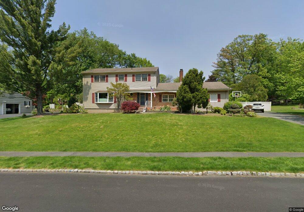 10 Pin Oak Rd, West Caldwell, NJ 07006 - photo 1