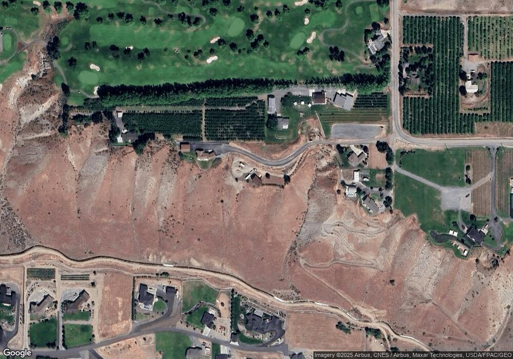 3220 10th St SE, East Wenatchee, WA 98802 - photo 1