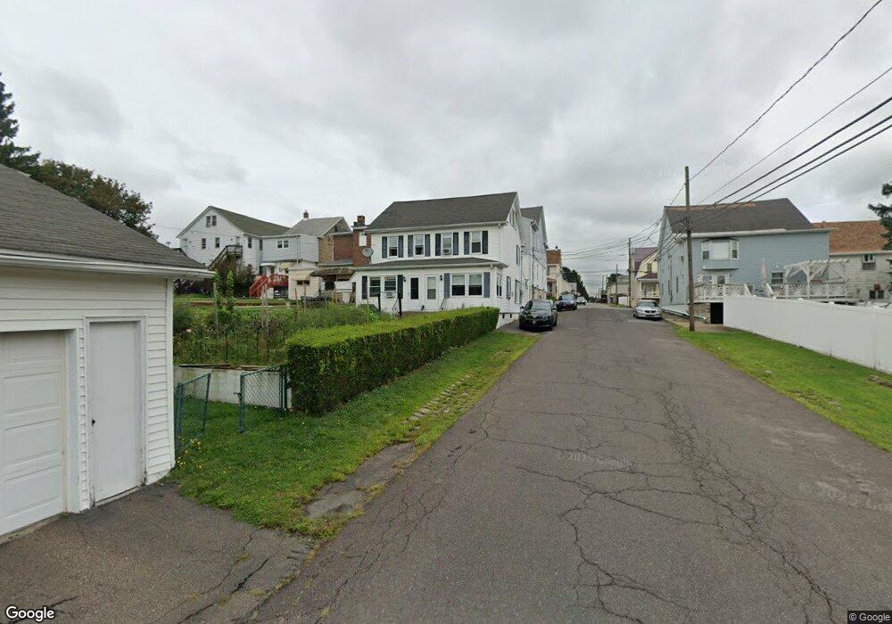 564 Arthur St, Hazleton, PA 18201 - photo 1