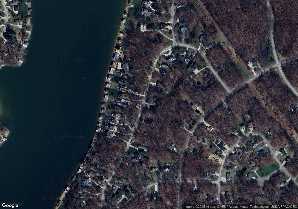 902 Kingsway Cir, Howard, OH 43028 - photo 1