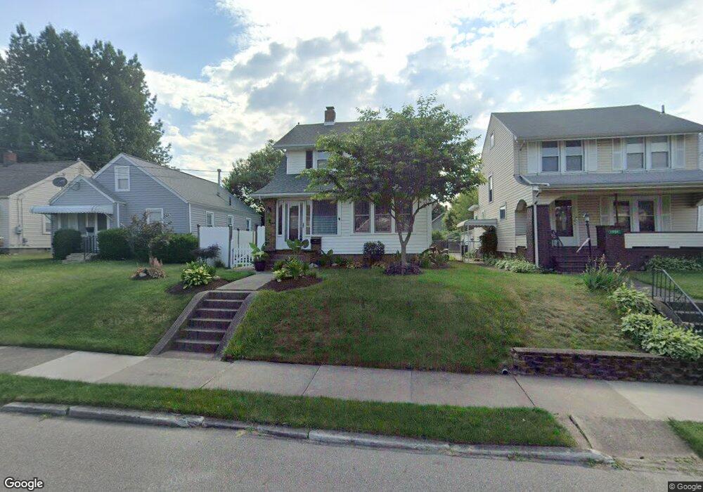 1002 Maryland Ave SW, Canton, OH 44710 - photo 1