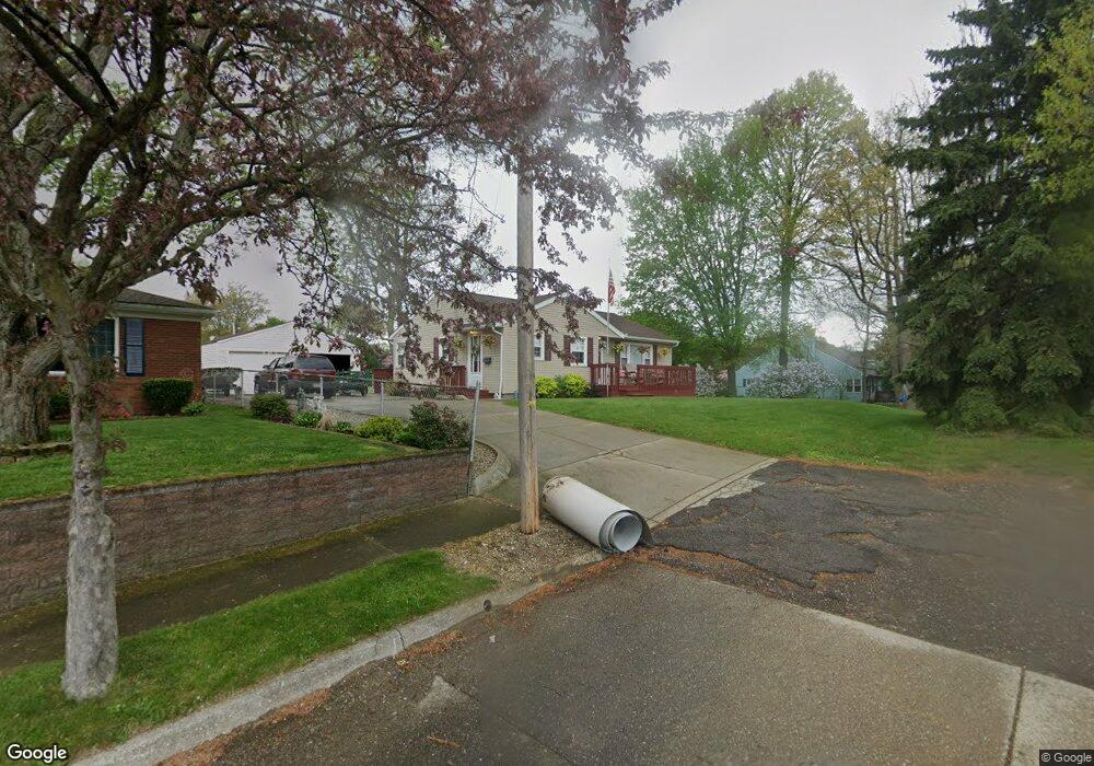 610 Plainfield Rd, Akron, OH 44312 - photo 1