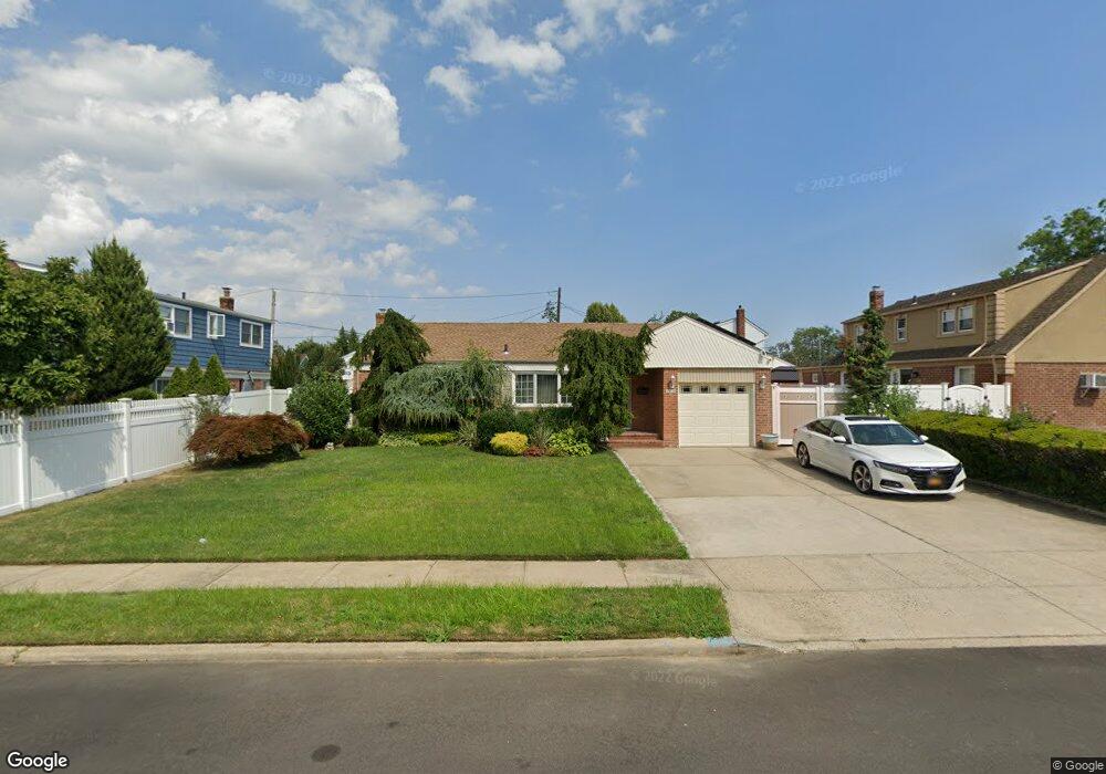 809 Palm Terrace, Franklin Square, NY 11010 - photo 1