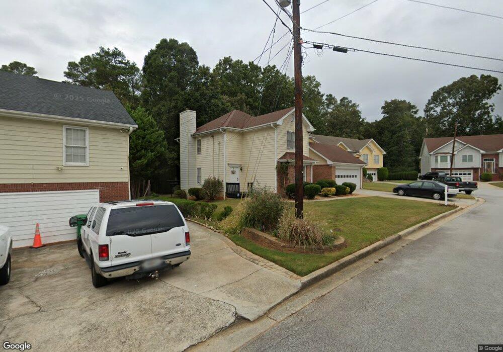 5811 Giles Rd, Lithonia, GA 30058 - photo 1