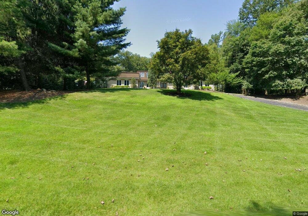 59 W Wildwood Rd, Saddle River, NJ 07458 - photo 1