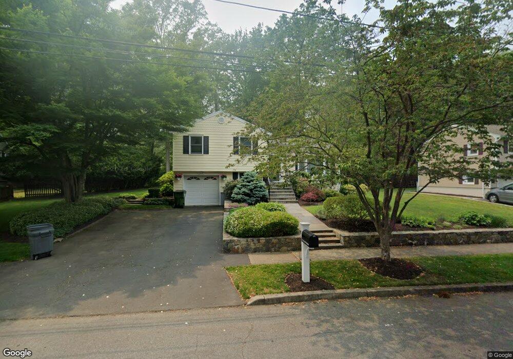 21 Allen Rd, Fairfield, CT 06824 - photo 1