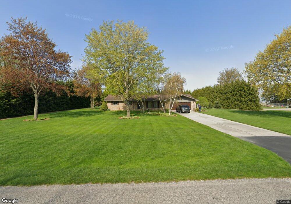 1176 S Dehmel Rd, Frankenmuth, MI 48734 - photo 1