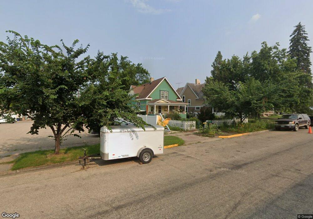 213 3rd Ave SE, Jamestown, ND 58401 - photo 1