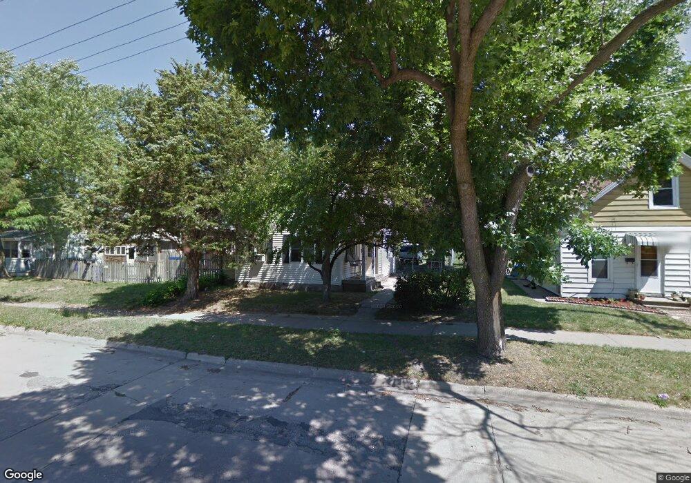 1514 12th Ave SE, Cedar Rapids, IA 52401 - photo 1