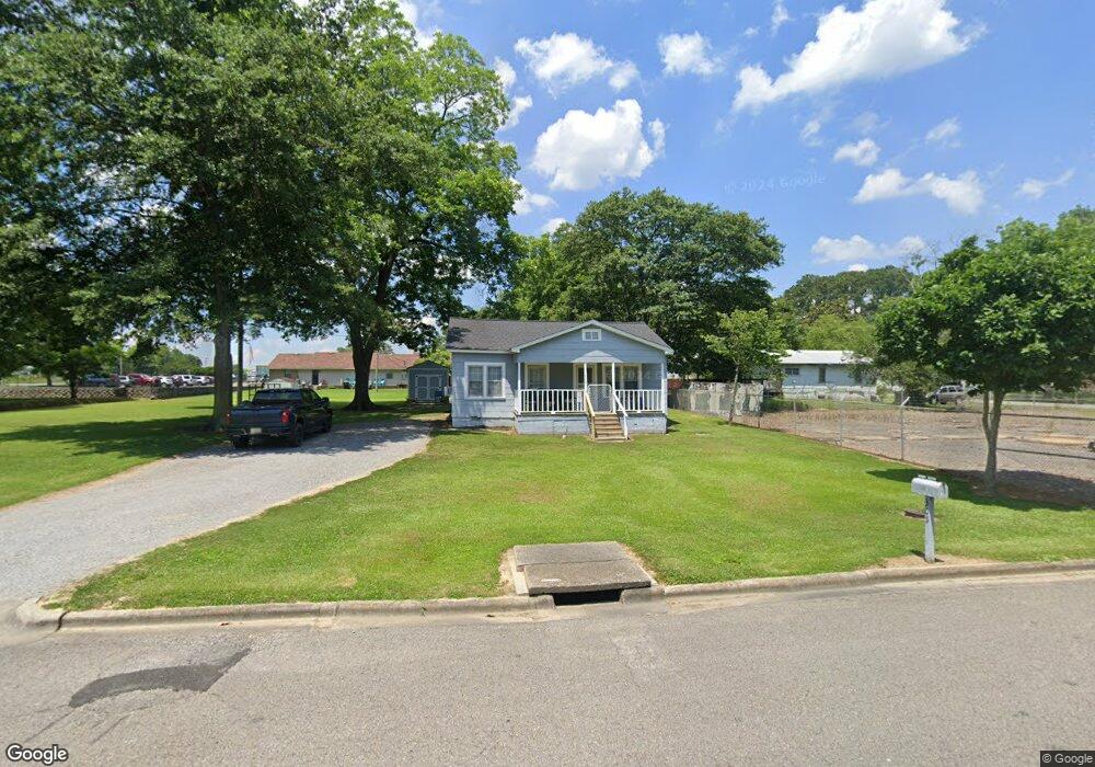 305 Morgan Ave SW, Cullman, AL 35055 - photo 1