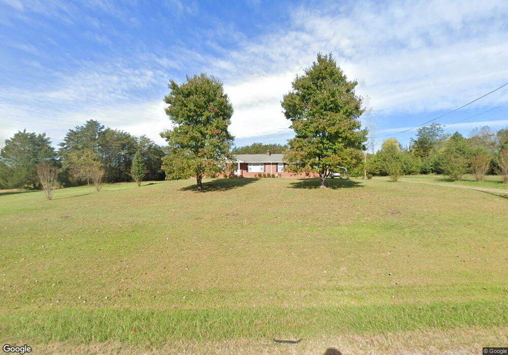 4885 Chatham Rd, Martinsville, VA 24112 - photo 1