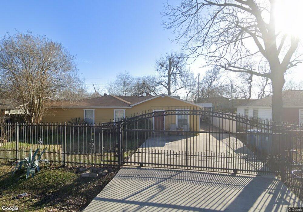 2234 Wardmont St, Houston, TX 77093 - photo 1