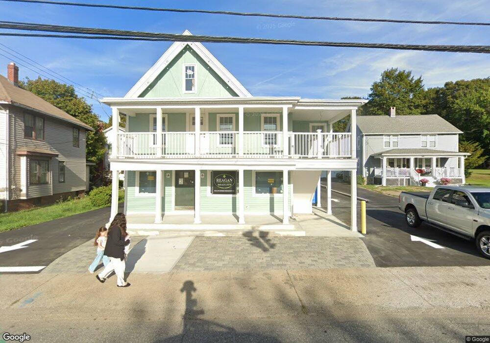 307 Washington St unit Top Floor, Norwich, CT 06360 - photo 1