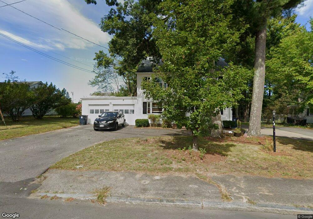 849 W Hollis St unit 2, Nashua, NH 03062 - photo 1