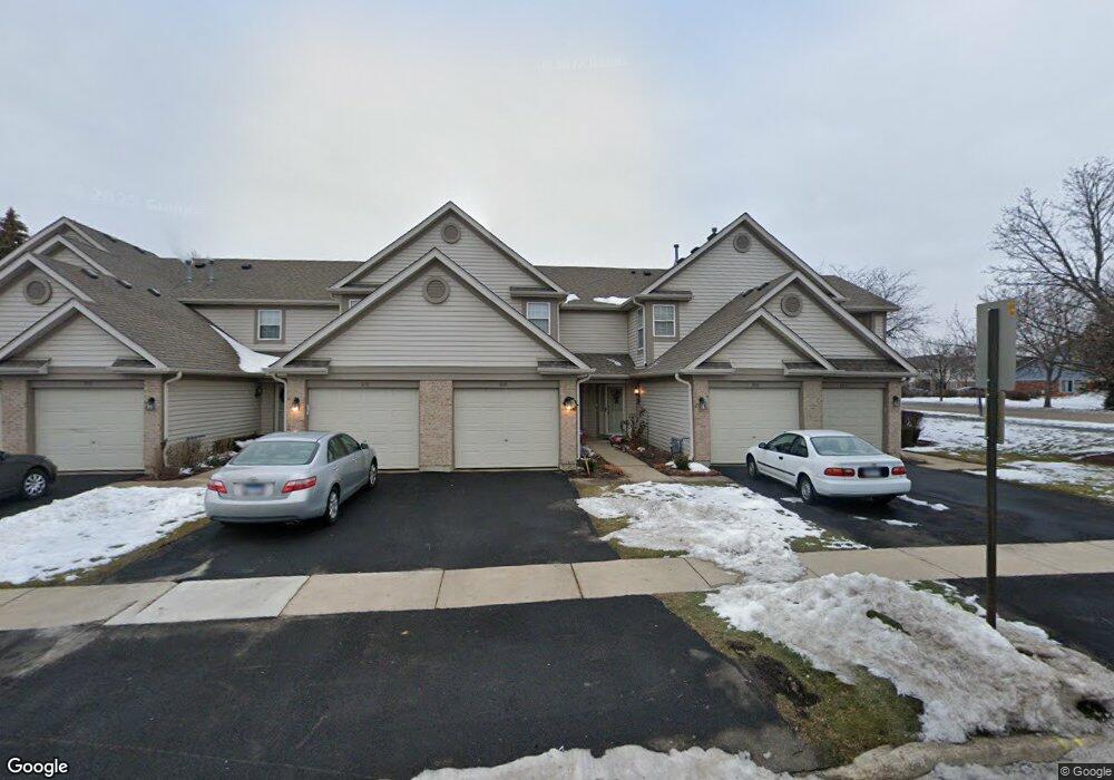 1828 Grove Ave unit 17B182, Schaumburg, IL 60193 - photo 1