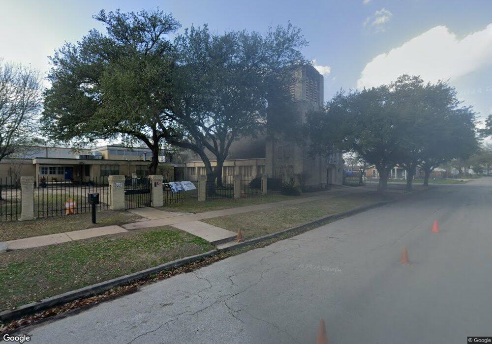 522 Lindale St, Houston, TX 77022 - photo 1