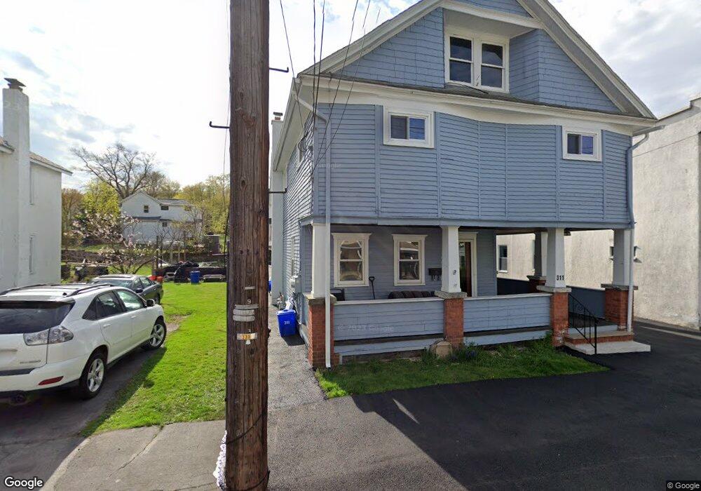 309 Laurel St unit 311, Archbald, PA 18403 - photo 1