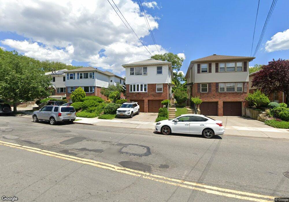 2419 Parsons Blvd, Whitestone, NY 11357 - photo 1