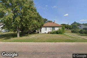 711 S Pennsylvania Ave, Platte, SD 57369