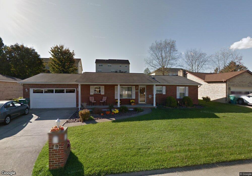 107 Moorefield Place, Scott Depot, WV 25560 - photo 1