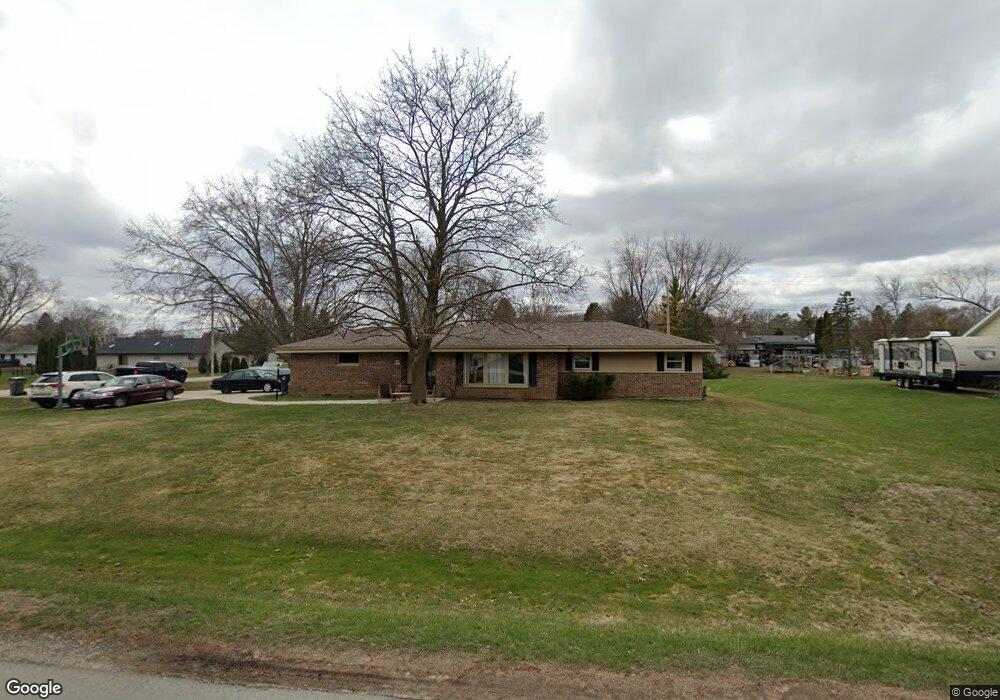 W131S6541 Kipling Dr, Muskego, WI 53150 - photo 1