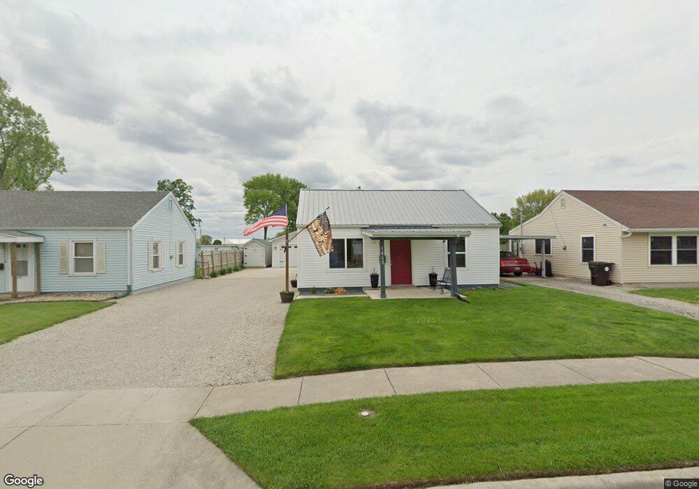 1417 Pulaski St, Lincoln, IL 62656 - photo 1