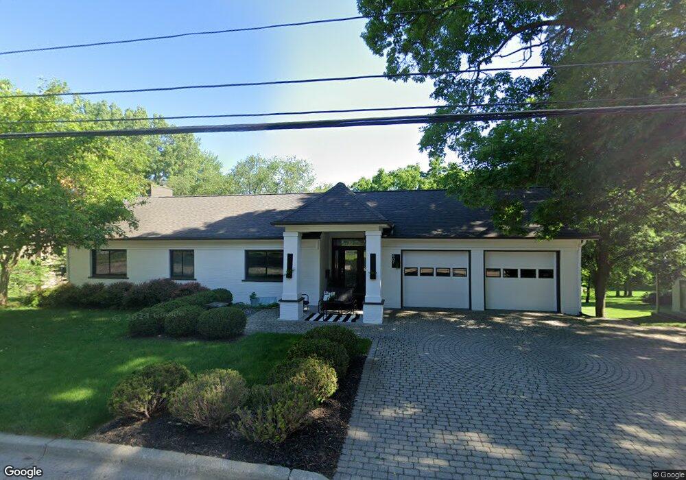 607 Washington St, Chelsea, MI 48118 - photo 1