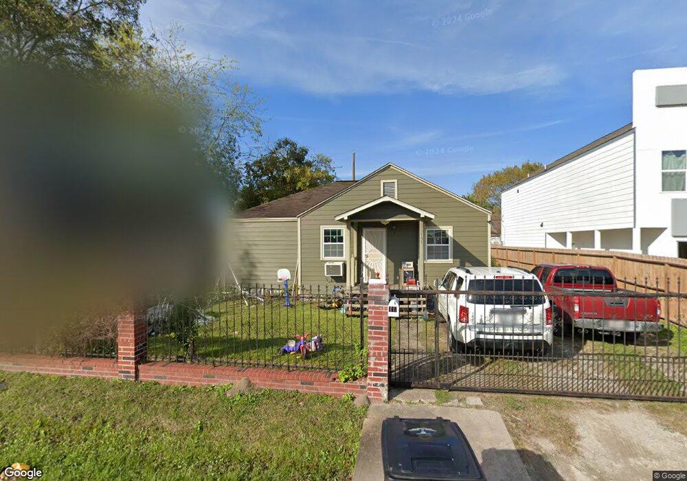 137 E 43rd St, Houston, TX 77018 - photo 1