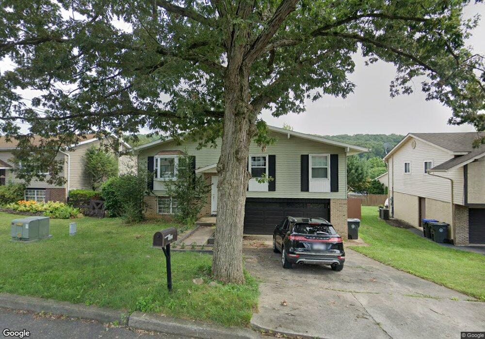 1420 Salisbury Rd, Allentown, PA 18103 - photo 1